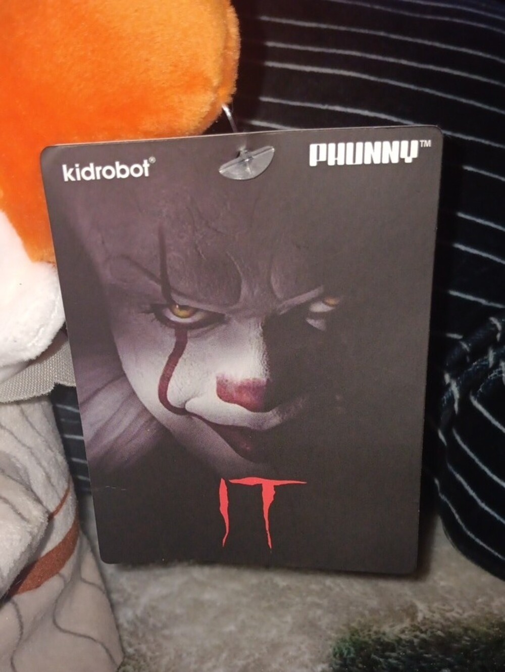 Pennywise Plush Toy - Kids Horror Character Doll - Picture 4 of 4